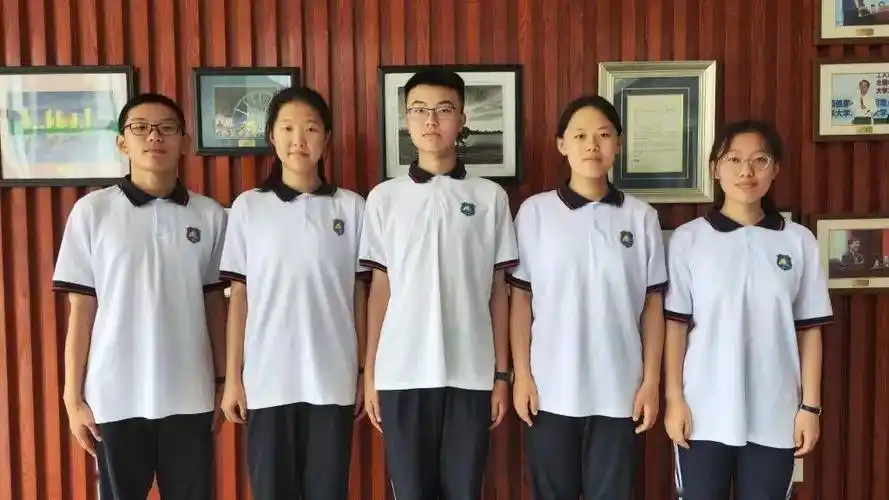 【我的2023】大连市第二十四中学2022级5班 荣弈涵_汗水_记忆_梦想