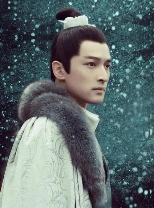 这版《聊斋》可谓是众星云集,而这部剧因为是胡歌早年出道的作品相对