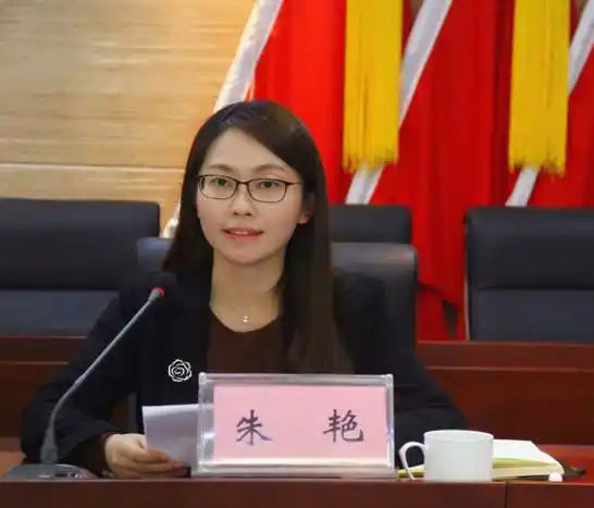 临湖镇召开领导干部会议