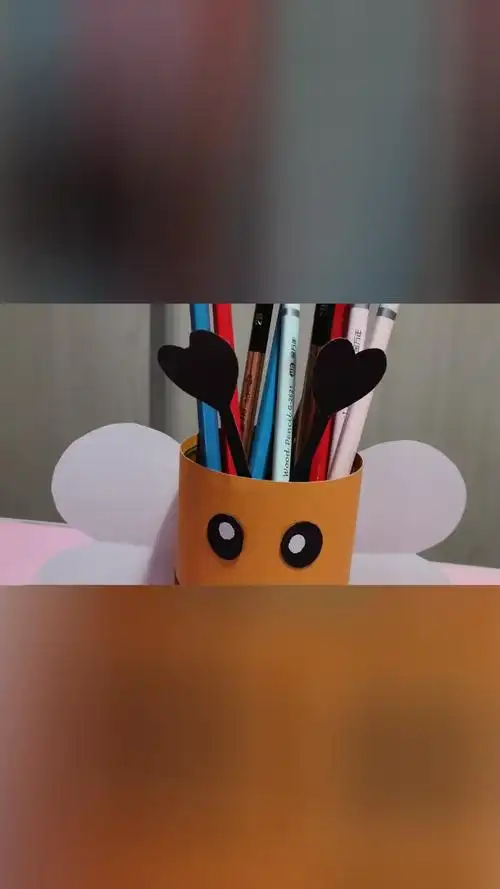 矿泉水瓶制作笔筒_腾讯视频