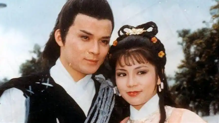 83版《射雕英雄传》,让翁美玲一炮而红,顷刻间有了名利和爱情