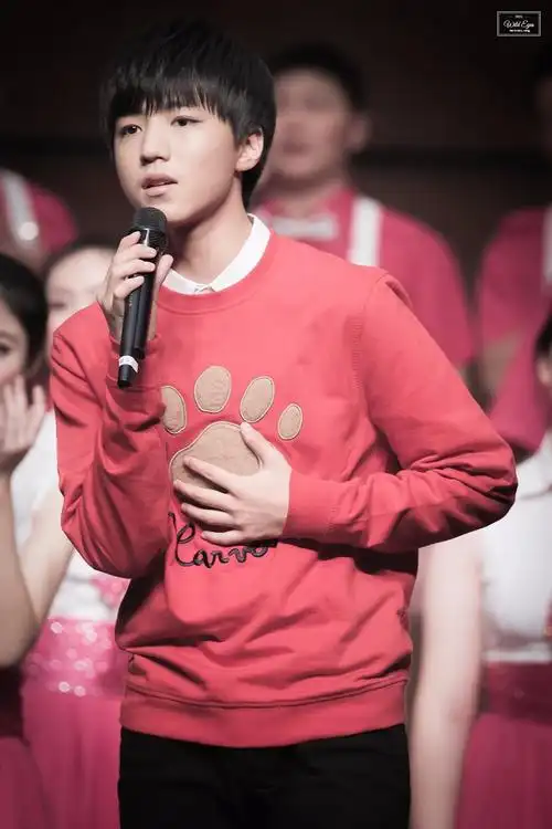 2016tfboys重庆八中音乐会_高清图片大全-爱豆app