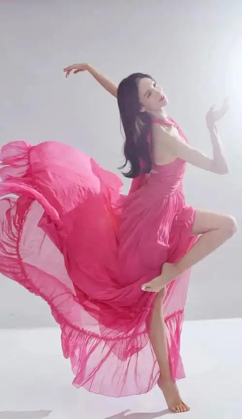 金晨|高清|惊艳一字马_网易订阅