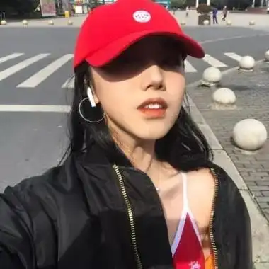 qq头像女生霸气高冷范黑白头像 超酷气质女生真人高清图片大全_女生