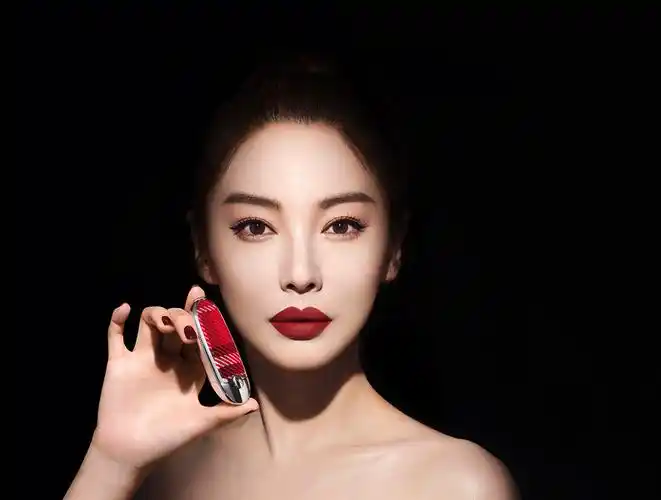 世界顶级化妆品牌法国娇兰,正式宣布知名演员张雨绮担任品牌彩妆大使