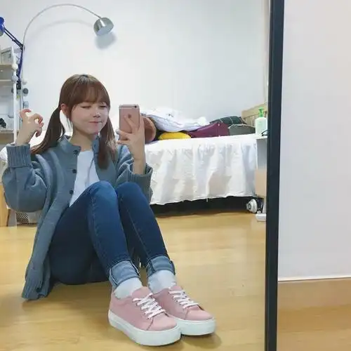 14岁qq女生头像青春是一种锥心的痛