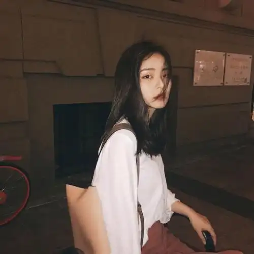 小众高级感女生头像插图2