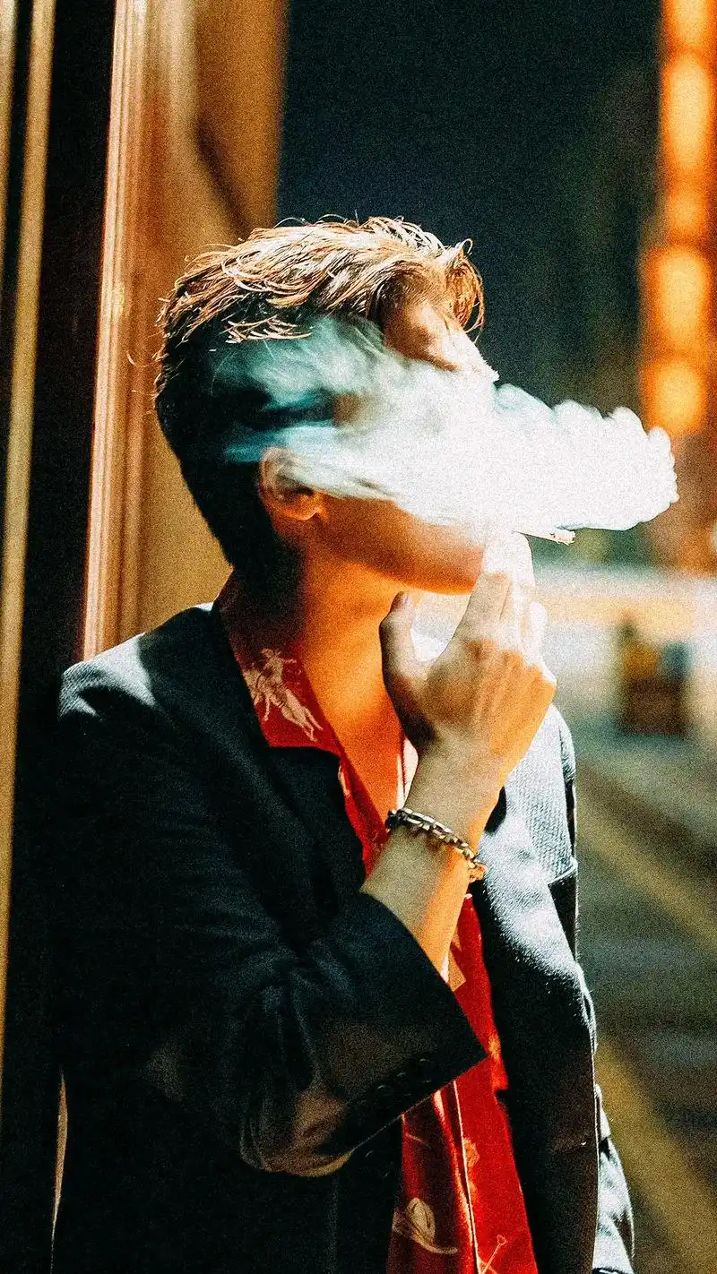 神图的诞生,请李易峰把花衬衫焊在身上好吗?高清壁纸自取.99 - 抖音