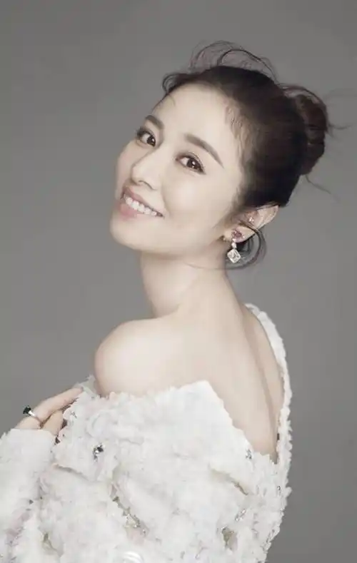 47岁林心如,妩媚风情宛如少女!_观众_演技_魅力