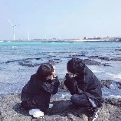 情头|情侣头像秀恩爱一张照片 前两张在海边的非常好看_腾讯新闻