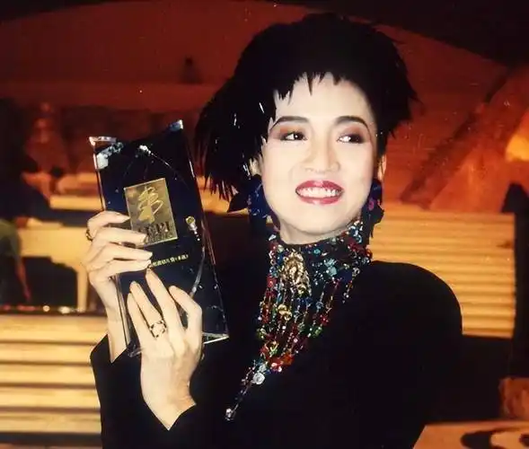 梅艳芳弥留之际,多次吩咐保镖我死都不会再见那两个人