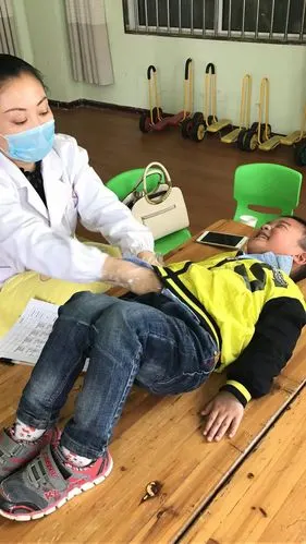 关于"六一"体检和我园今天的体检