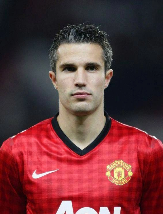 原创范佩西:荷兰历史最佳射手,让93岁爷爷模仿冲顶的"范大将军"