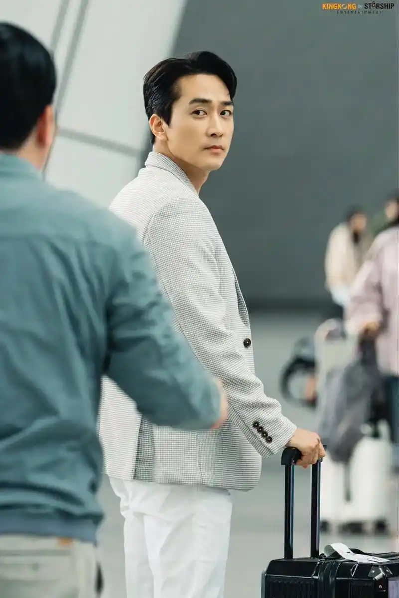 kkbyss更新宋承宪照片.#宋承宪 - 抖音