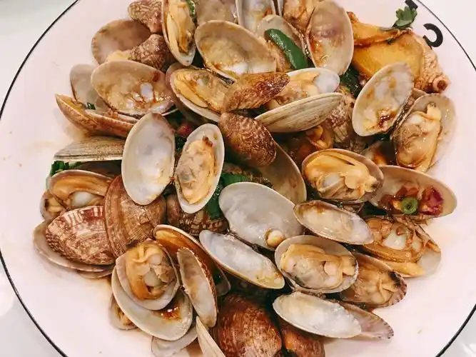 99的人炒花甲都会忽略这一步学会这一招炒出的花甲汁香味浓