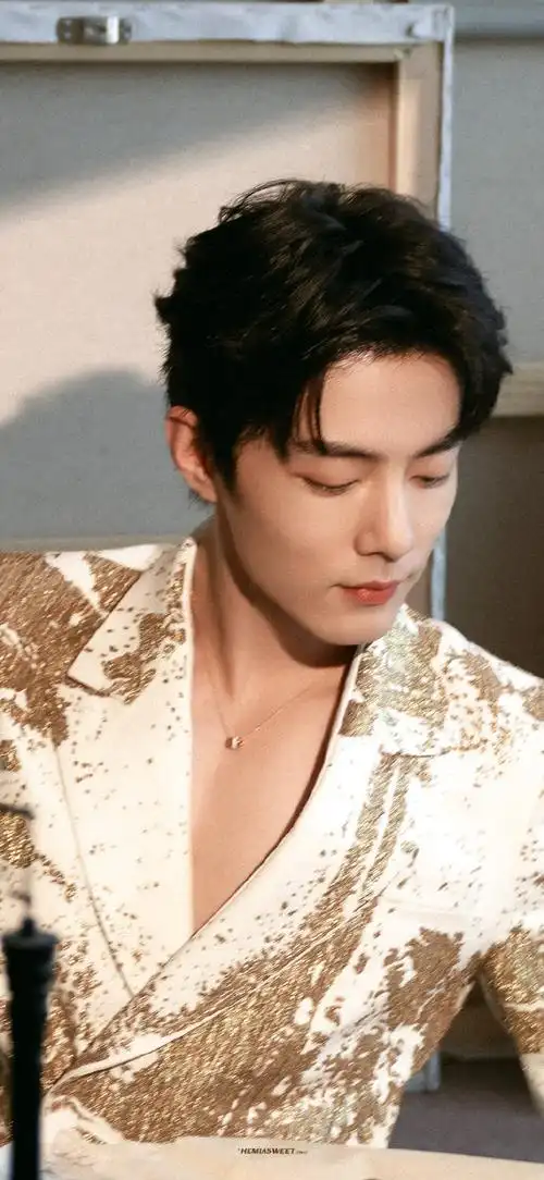 肖战##肖战深v真空西装##微博之夜嘉宾全阵容集结