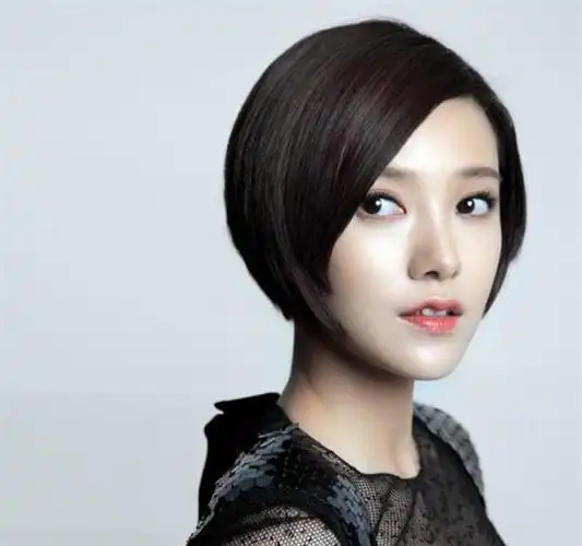 能驾驭得了"短发"的8位女星,秦岚刘亦菲,个个美出新高度!