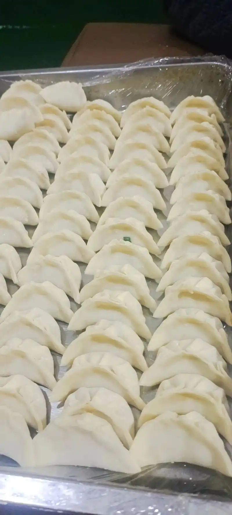 手工水饺 #今天吃饺子 #爱的味道 #厨娘上线 一起吃饺子 - 抖音