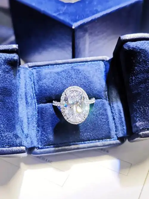 5克拉鸽子蛋客定椭圆钻hw钻戒theone