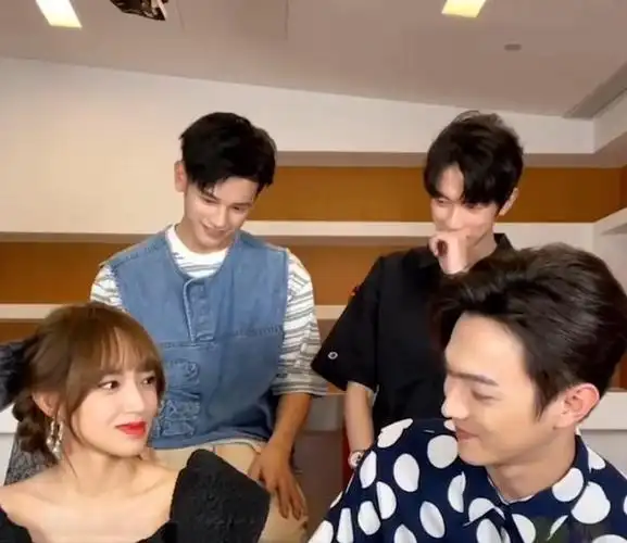 许凯对程潇撒娇听到他对程潇的称呼后网友被可爱到了