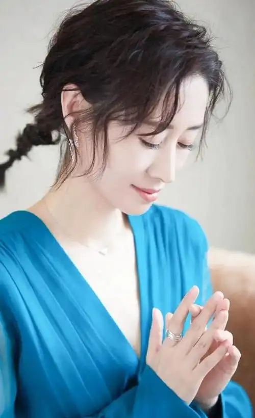 刘敏涛高清写真13_网易订阅