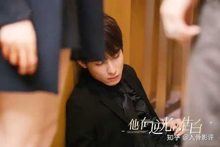 他在逆光中告白阮念初厉腾患难见真情男二竟这样下线了