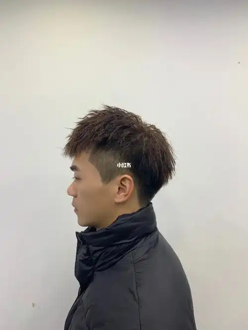 佛山美发  #锡纸烫  #男孩经典碎盖