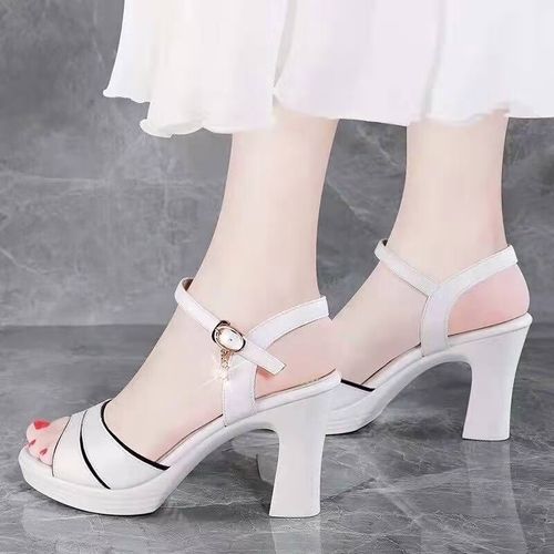女皮凉鞋中跟年夏季新款女士高跟凉鞋学生版高跟鱼嘴鞋 白色升级版 0