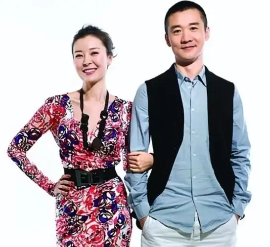 回顾许云帆娶黄志忠前妻何音与继子处成朋友结婚至今无儿女