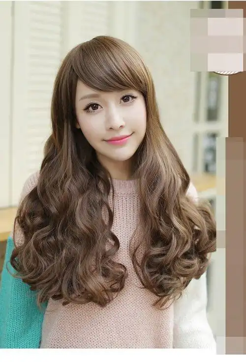 女生剪斜刘海发型好看吗 甜美可人的女生刘海造型