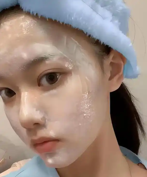 洗脸有这4个习惯的人,通常皮肤更细腻光滑,连痘痘也会越来越少