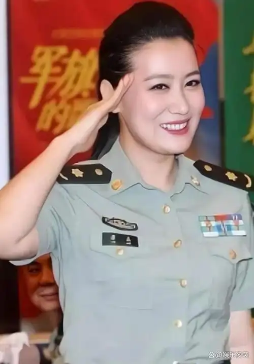 曾6次献唱奥运连登12年春晚嫁给院士邓中翰的谭晶现状如何