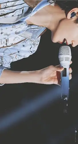 王俊凯的话筒合集 是优雅王子的专属