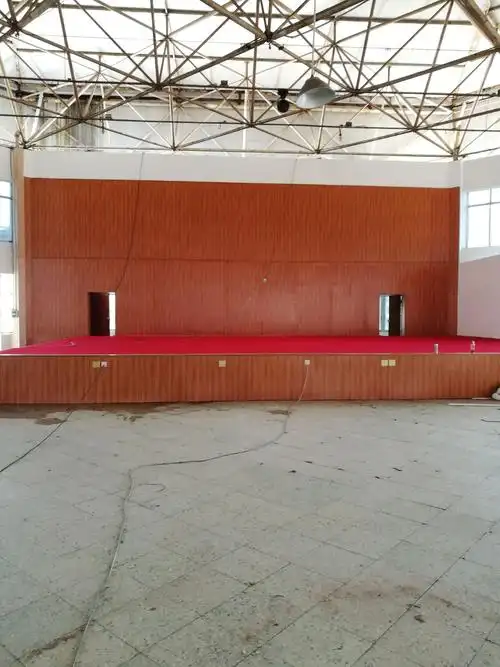 大礼堂全新舞台,美吧