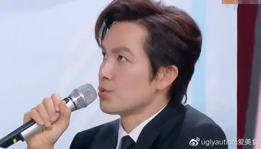 快本张彬彬景甜互动齁甜但钟汉良的综艺感绅士手更值得鼓掌