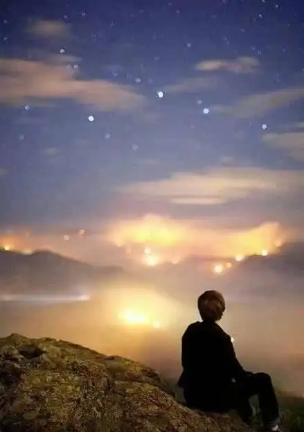 动漫女生唯美伤感的图片