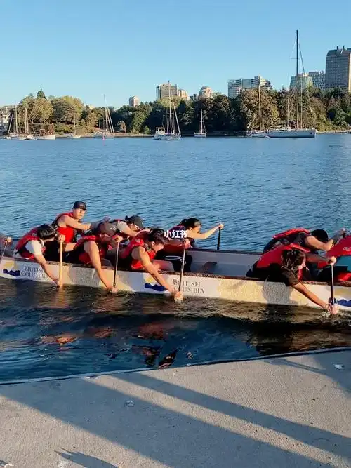 众人划桨开大船