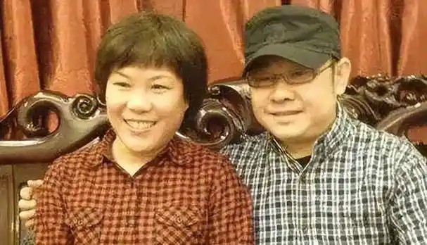 刀郎前妻杨娜:生下女儿40天与富商私奔,丈夫爆红后,她却找上门