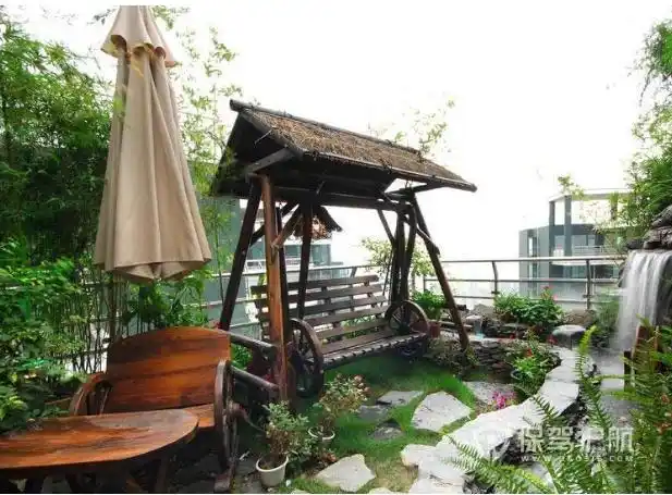 20平米露台花园案例,小花园露台装修效果图