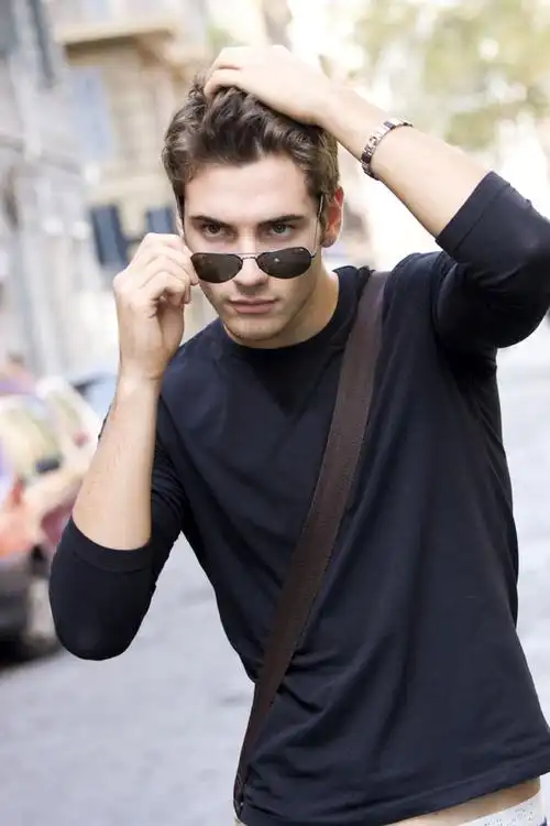 道路上的男孩图片下载(图片id:948826)_-男性男人-图片素材_ 聚图网 j