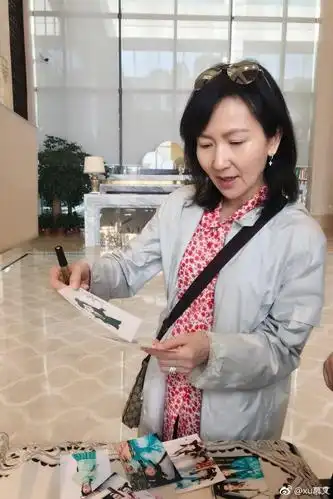 陈美琪瘦成纸片人 婚姻遭人介入导致无法生育