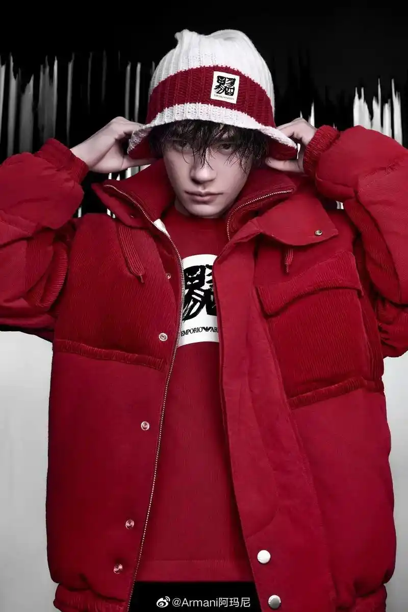 论易烊千玺与红色的适配度#易烊千玺 #这谁顶得住啊 #帅炸  - 抖音