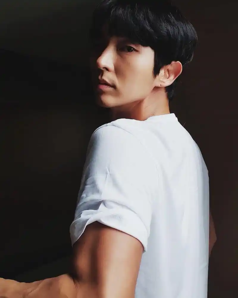 恶之花李准基盛世美颜超冻龄