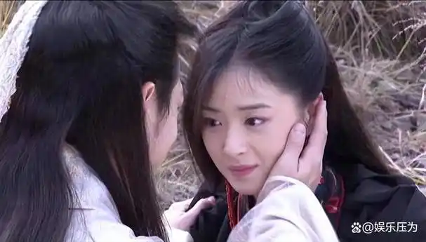 这个杰出的选角在观众心目中并不逊色于刘亦菲饰演的"神仙姐姐".