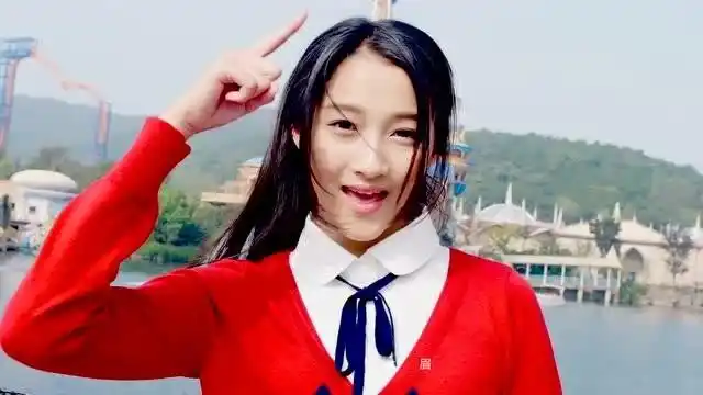 关晓彤 - 我们的18岁