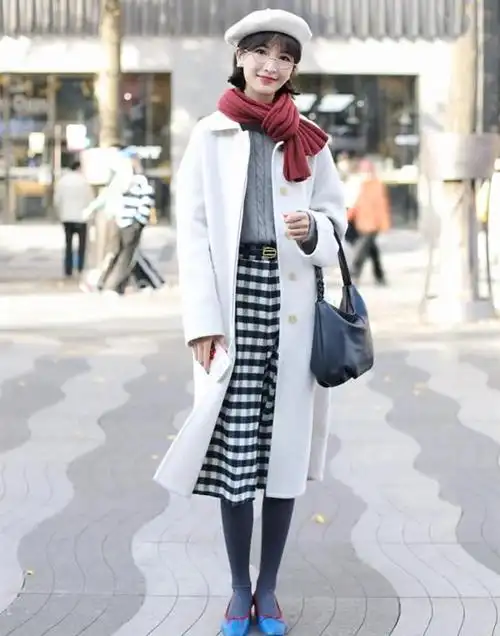 悦街拍穿搭2022,2021时尚穿搭街拍图 - 寰宇万象 - 深度评析