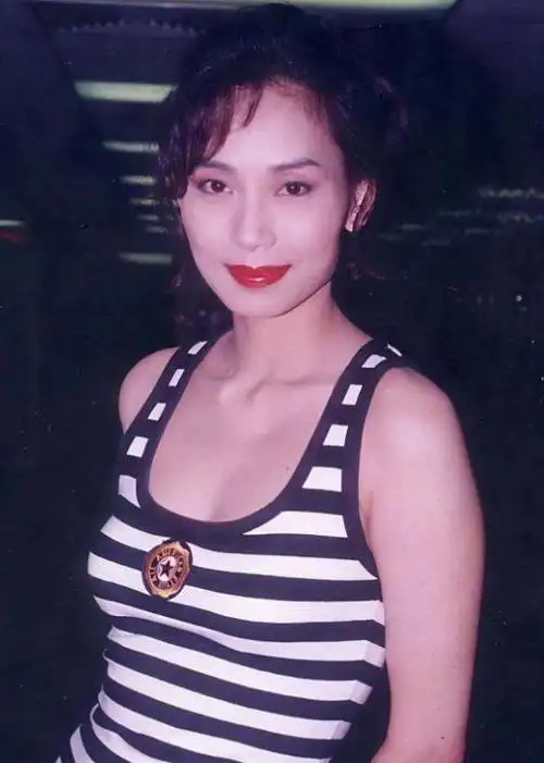 歌手邝美云个人资料