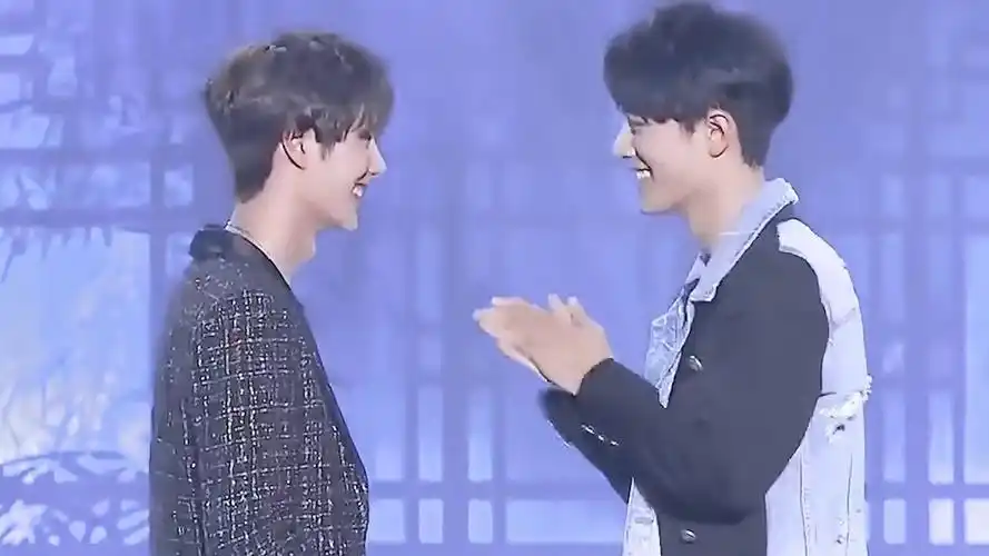 心疼于斌一秒钟.看把我们dd给嘚瑟的.#倾夏轩#红尘笑#肖战#王一博