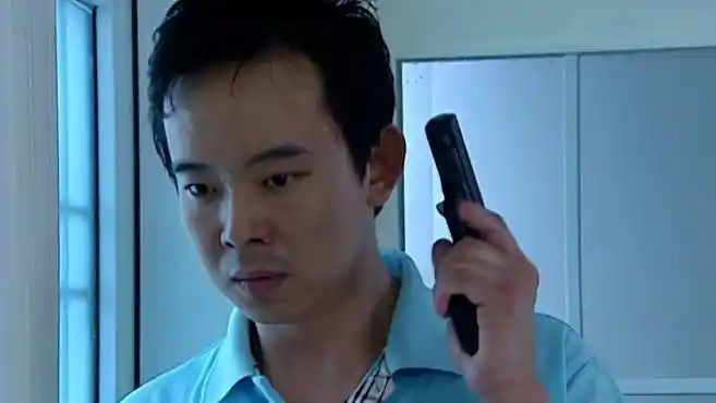 罪域:梁星浩偷翻张晓丽包,却找不到账目密码,立马对她动了杀心-影视综