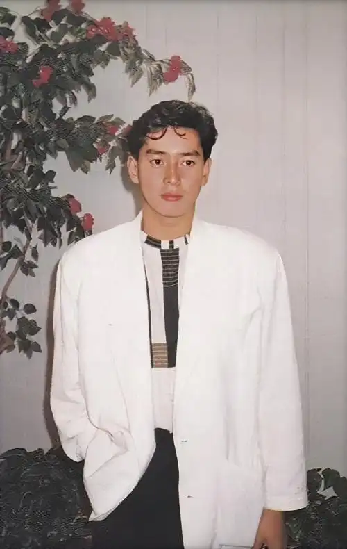 如何评价谭咏麟的长相? - 知乎